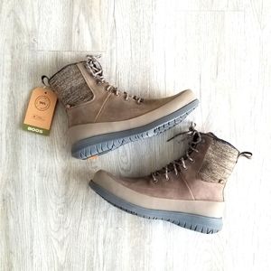 Bogs Weatherproof Leather Winter Boots!